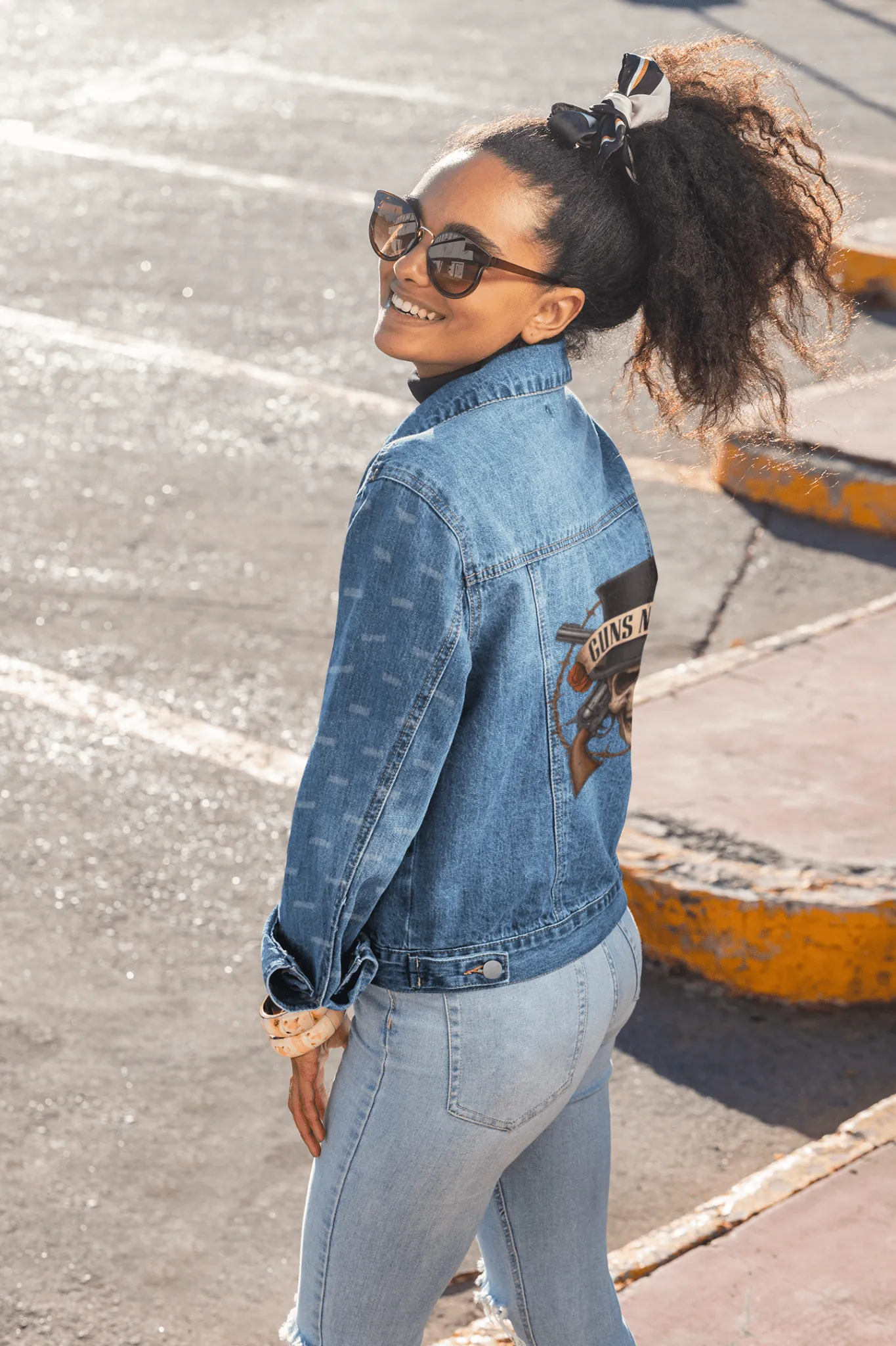 ["Premium Guns N' Roses Iconic Skull Logo Denim Jacket by YORD (Denim) - photo 1 of 5", "Premium Guns N' Roses Iconic Skull Logo Denim Jacket by YORD (Denim) - photo 2 of 5", "Premium Guns N' Roses Iconic Skull Logo Denim Jacket by YORD (Denim) - photo 3 of 5", "Premium Guns N' Roses Iconic Skull Logo Denim Jacket by YORD (Denim) - photo 4 of 5", "Premium Guns N' Roses Iconic Skull Logo Denim Jacket by YORD (Denim) - photo 5 of 5"]